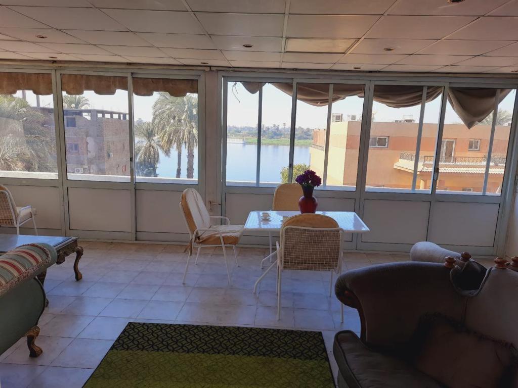 East Luxor Apartments With Nile Views Jazirat al Awwamiyah Zewnętrze zdjęcie